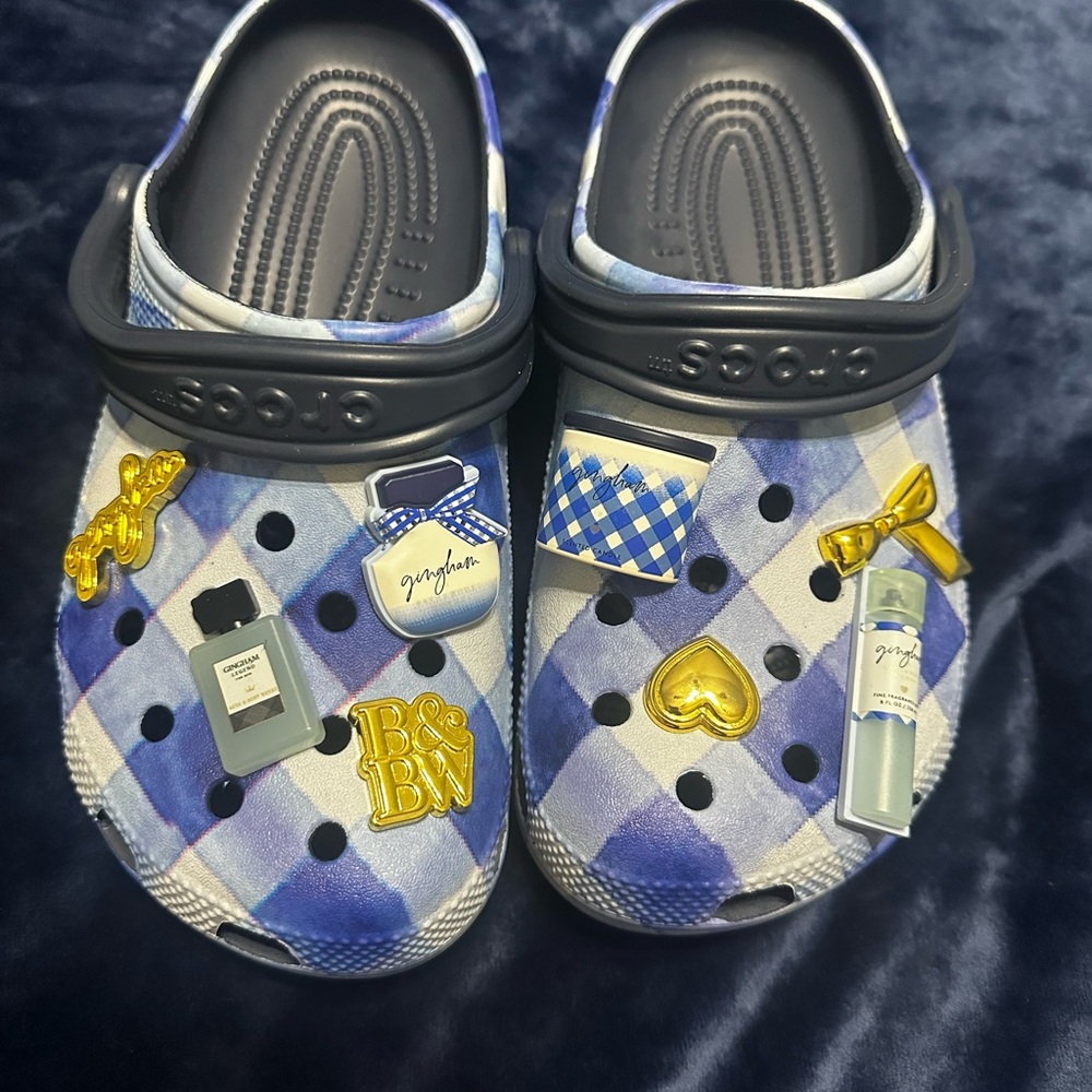 Bath & Body Works Gingham CROCS Women (NWOT…NEVER WORN) - Picture 2 of 3